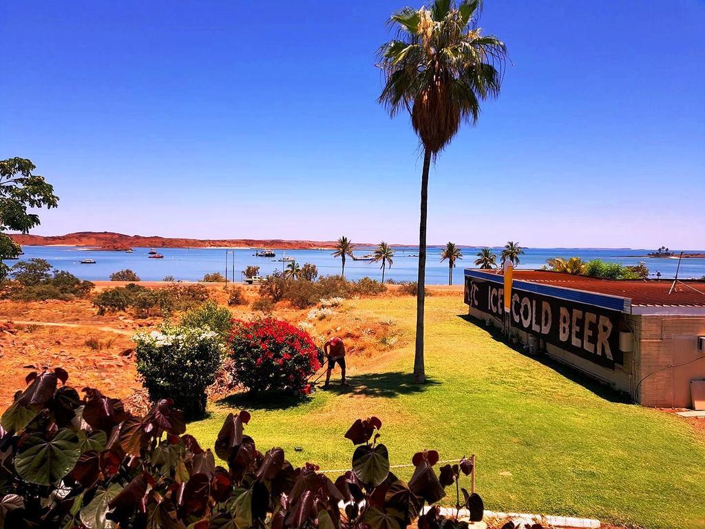 Dampier Mermaid Hotel Karratha Ngoại thất bức ảnh