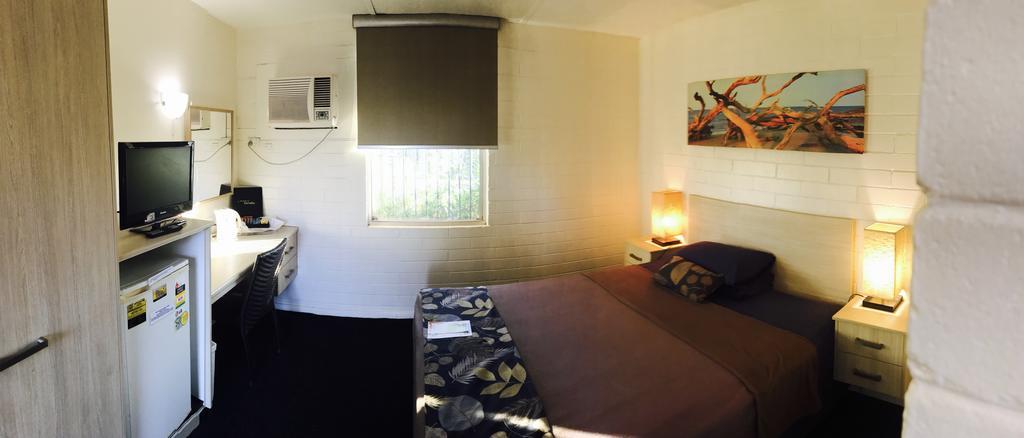 Dampier Mermaid Hotel Karratha Ngoại thất bức ảnh